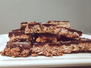 chocolate oat bars - no-bake - christina chandra